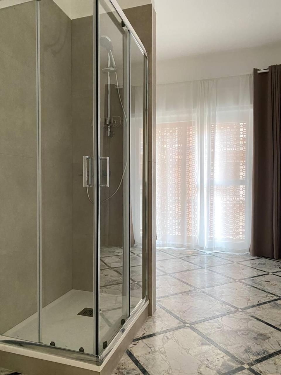 Quintino Sella Suites Бари Экстерьер фото