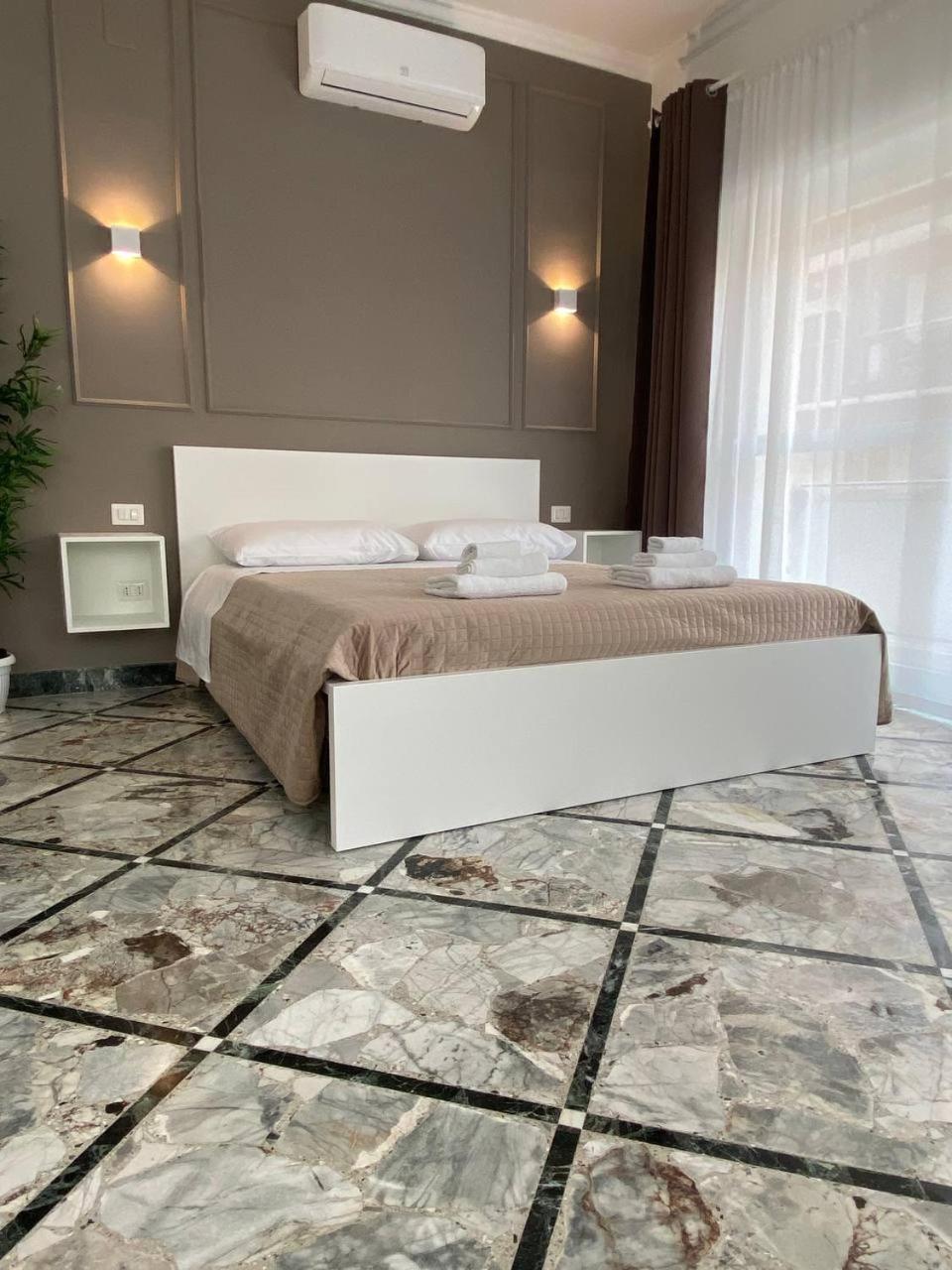 Quintino Sella Suites Бари Экстерьер фото