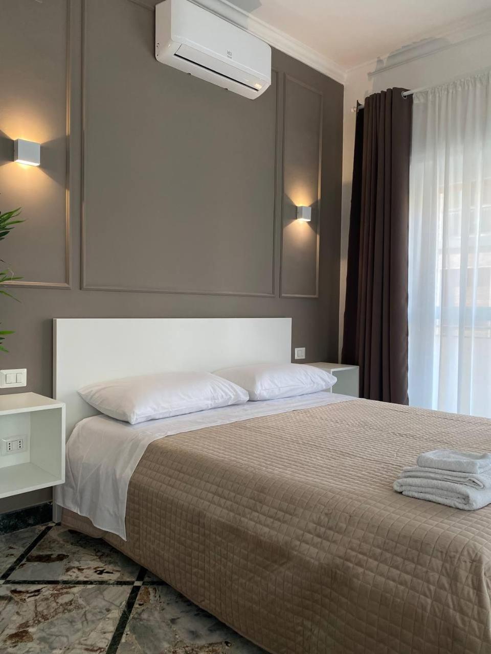Quintino Sella Suites Бари Номер фото